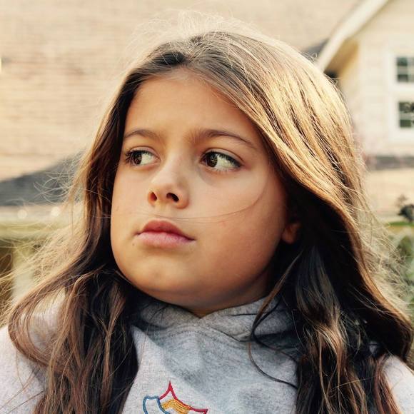 Meet your Posher, Nicole - Picture 1 of 1